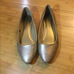 Christian Siriano Shoes - Christian Siriano Gold Flats Christian Siriano Shoes - Christian Siriano Gold Flats